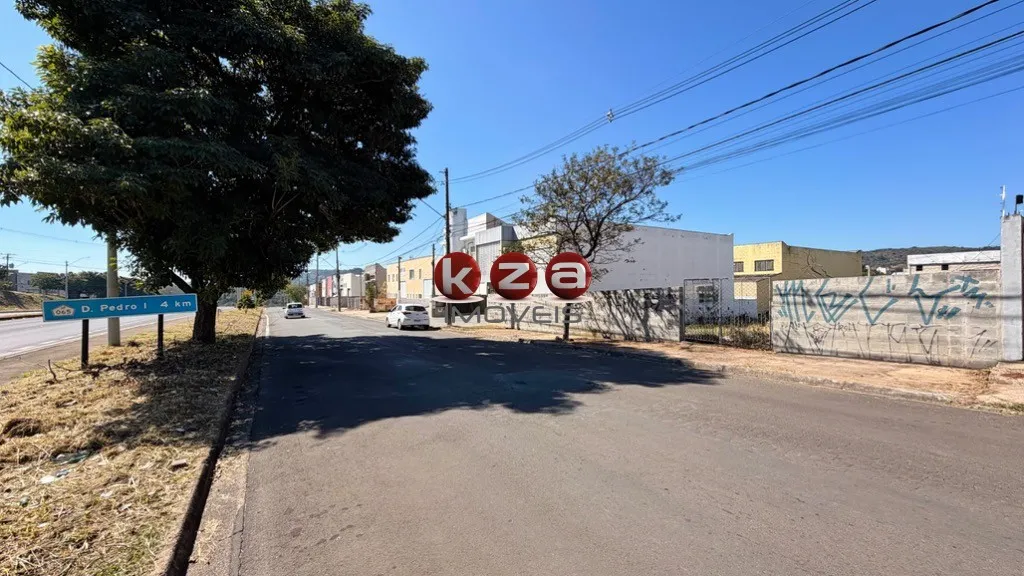 Imagem Terreno à venda em Valinhos-SP, Parque dos Cocais, 300m² de área. Venha conferir!