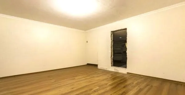 Imagem Casa sobrado no bairro Auxiliadora de 5 dormitórios e 4 vagas