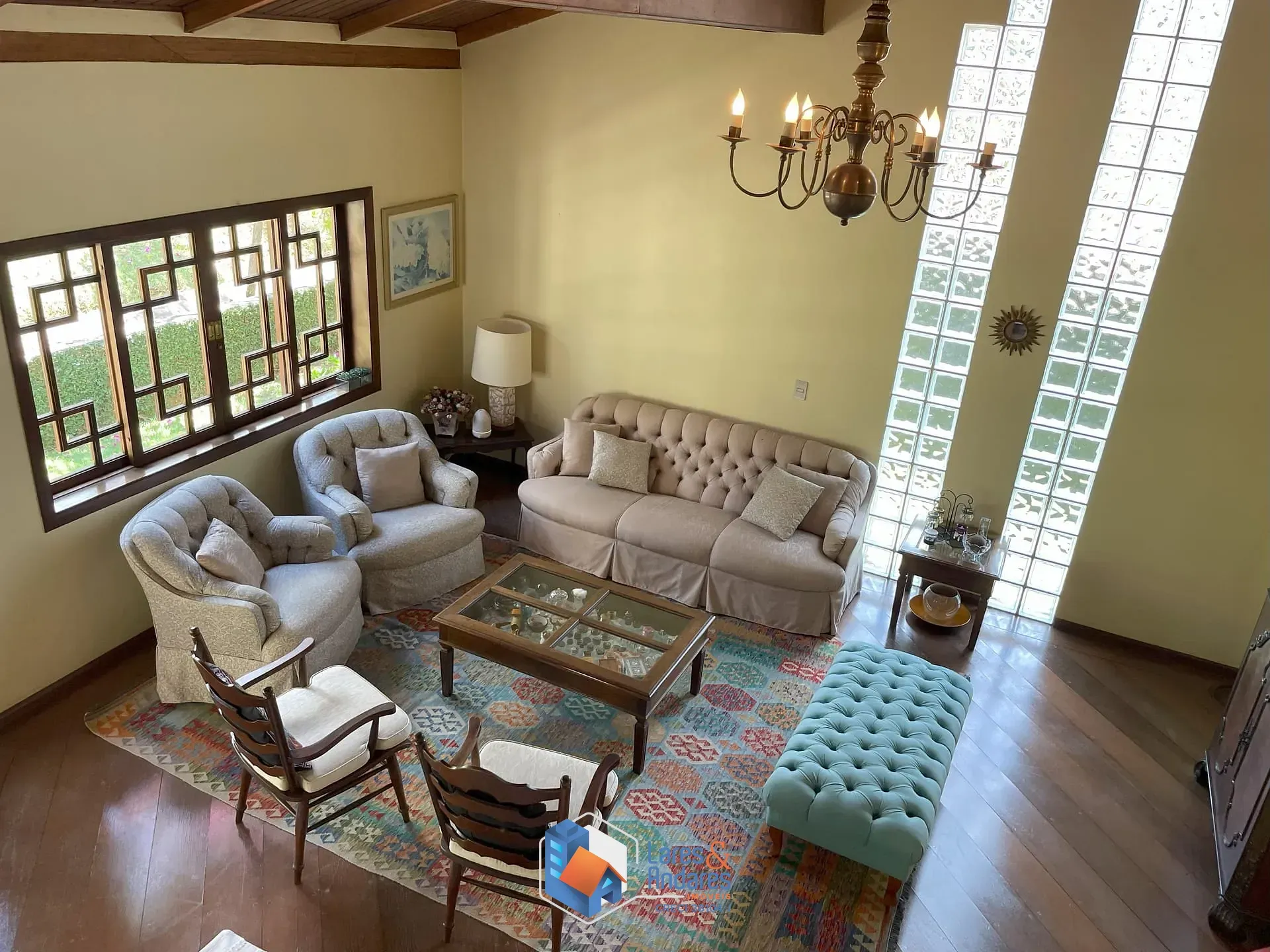 Imagem Casa Alto Padrão em Parque Dom Henrique, Cotia/SP - Documentação Pronta para Fiannciamento e estuda propostas!