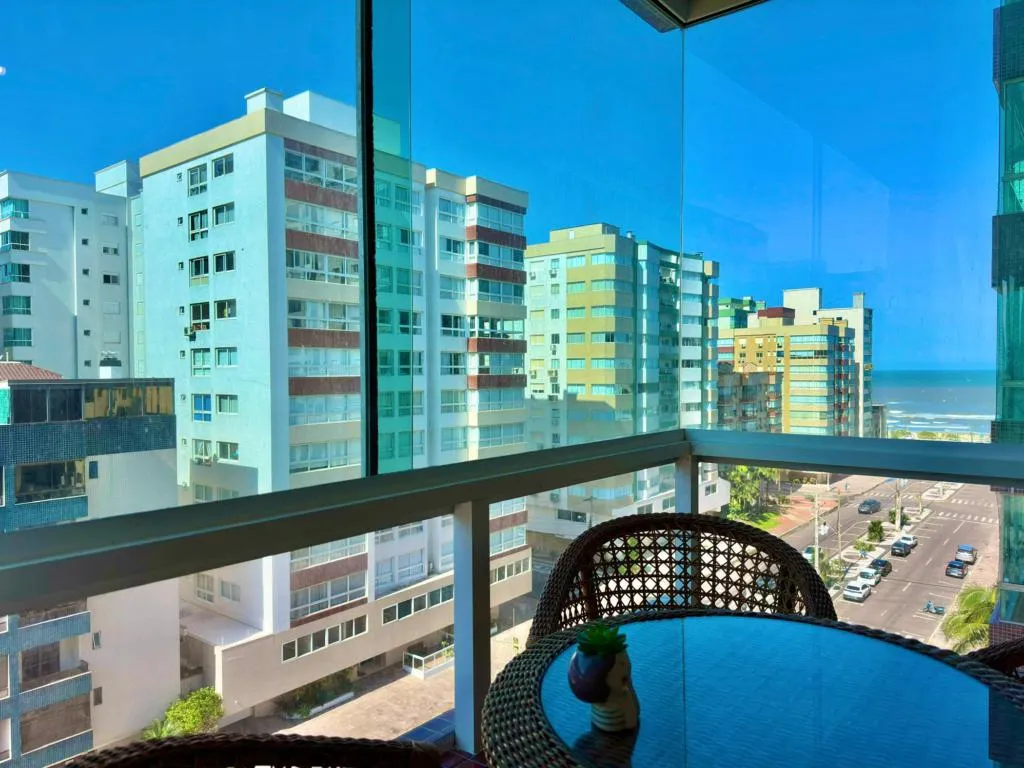 Imagem Apartamento 4 Dormitórios - Bairro Zona Nova