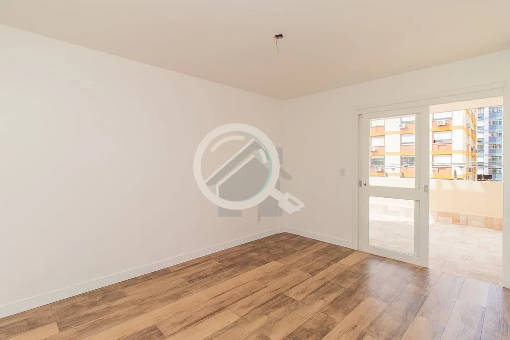 Se você está procurando um apartamento aconchegante e bem localizado em Porto Alegre, este imóvel...