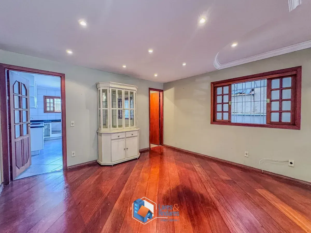 Imagem Casa para venda em Planalto Paulista com 3 quartos, sendo 1 suíte, 159m²