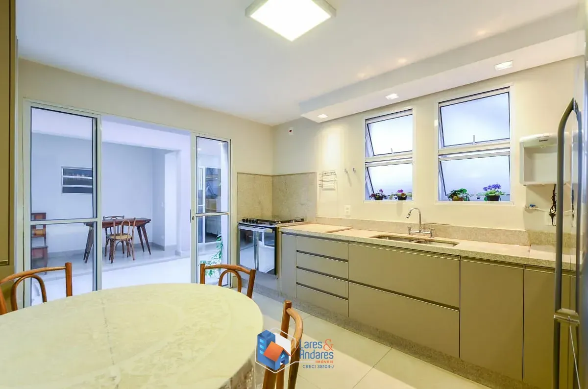Imagem Casa para venda em Brooklin com 3 quartos, sendo 1 suíte, 200m²