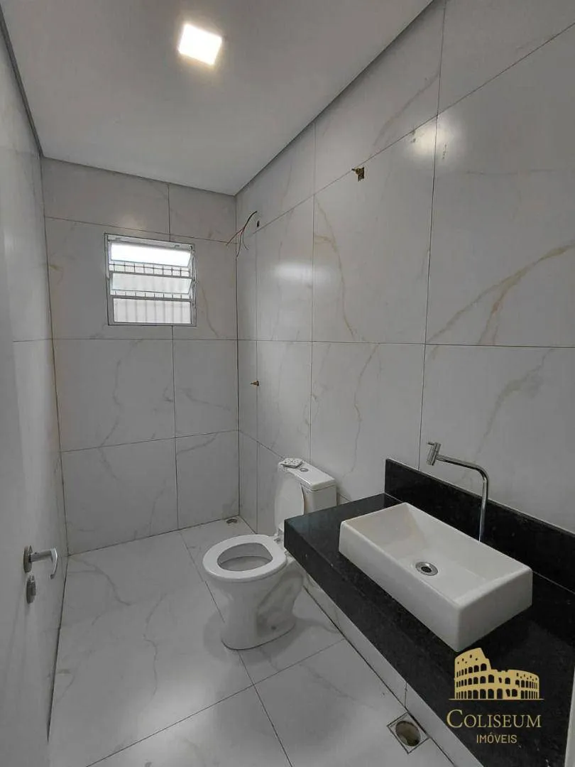 Imagem Casa 2 Dormitórios a venda no Caiçara
