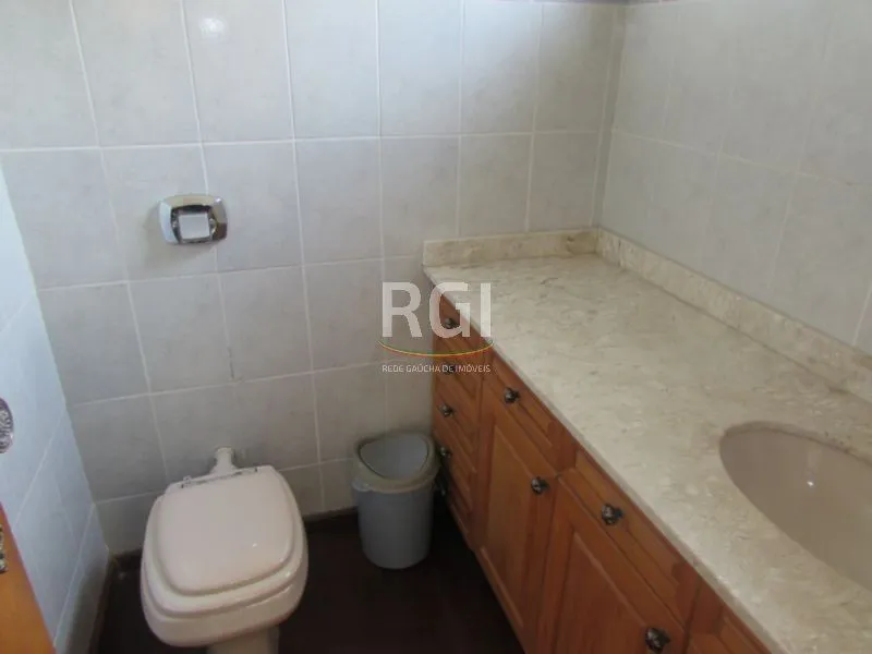 Imagem Casa Condominio para Venda - 383.4m², 5 dormitórios, sendo 2 suites, 3 vagas - Nonoai