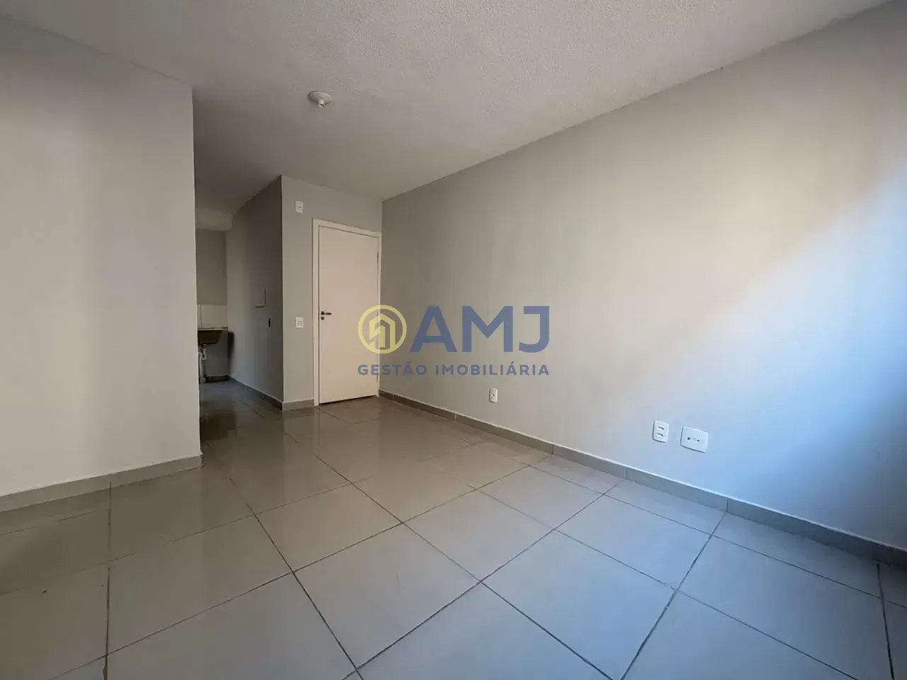 Imagem Apartamento Disponível para Venda e Locação - Condomínio Vila Cerrado II