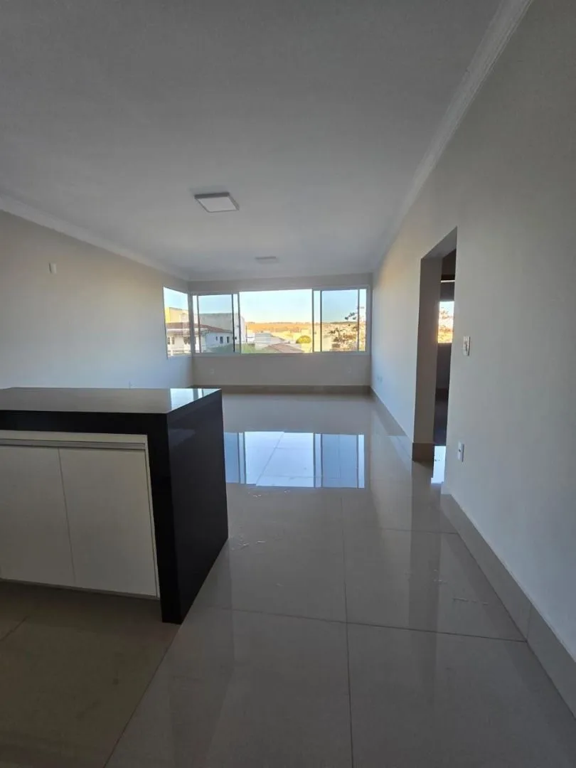 Imagem Apartamento com 3 dormitórios à venda, 145 m² por R$ 630.000,00 - Jardim Califórnia - Patos de Minas/MG