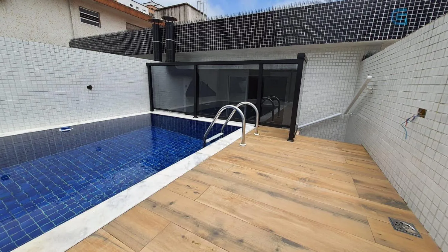 Imagem Casa, Residencial para Venda, Embaré, Santos