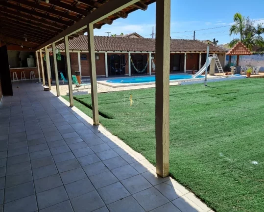 Imagem Casa com piscina grande para venda em Guaratuba!!!!!!!! Venha conferir!!