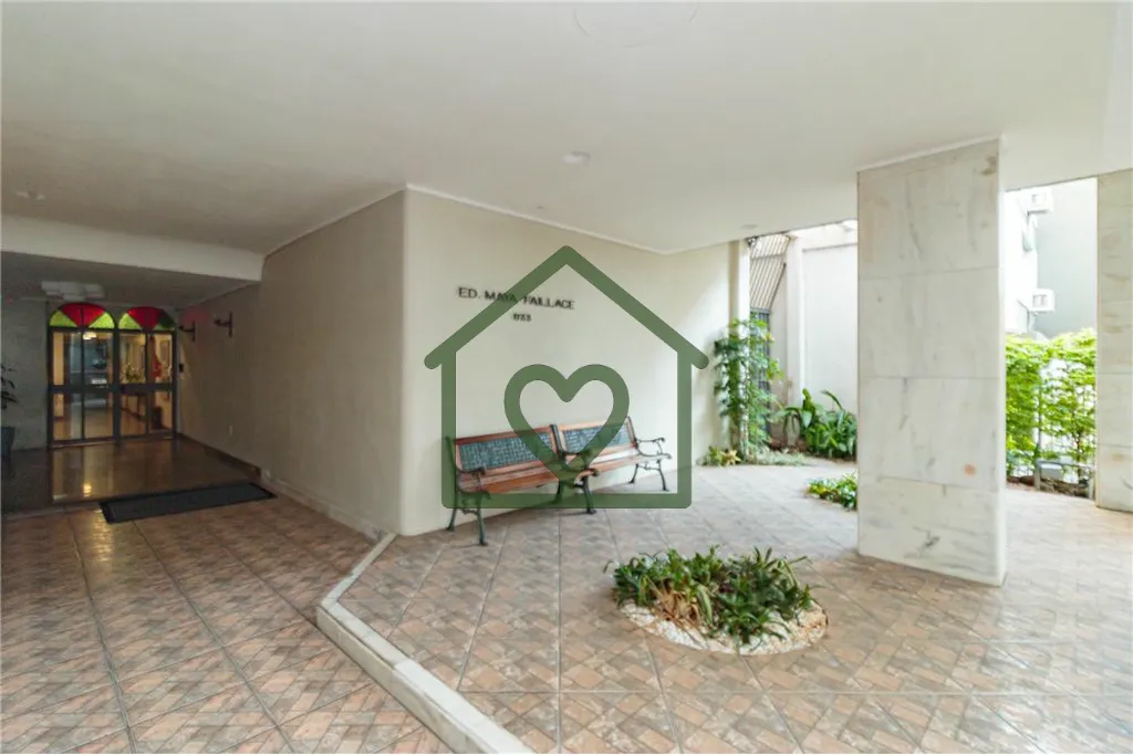 Imagem Amplo apartamento de 120m2, de frente, com 3 dormitÃ³rios, sendo 1 suÃ­te, vaga de garagem e dependÃ...