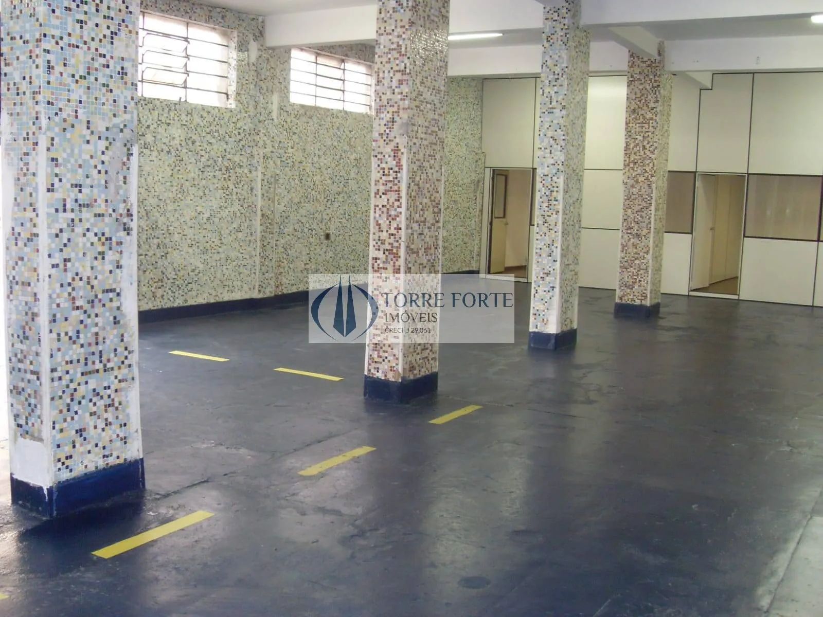 Imagem Ótimo espaço comercial ,loja e sobre loja de esquina na Penha de França