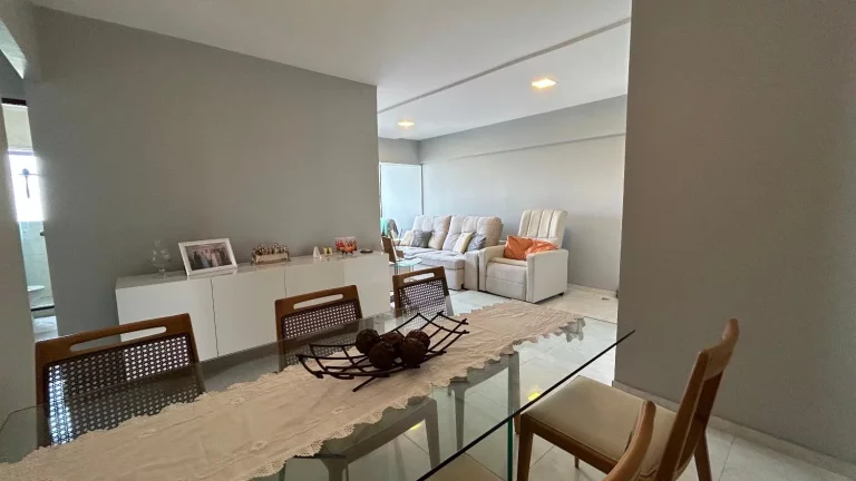 Imagem Apartamento com 86m , 03 quartos em Casa Amarela!