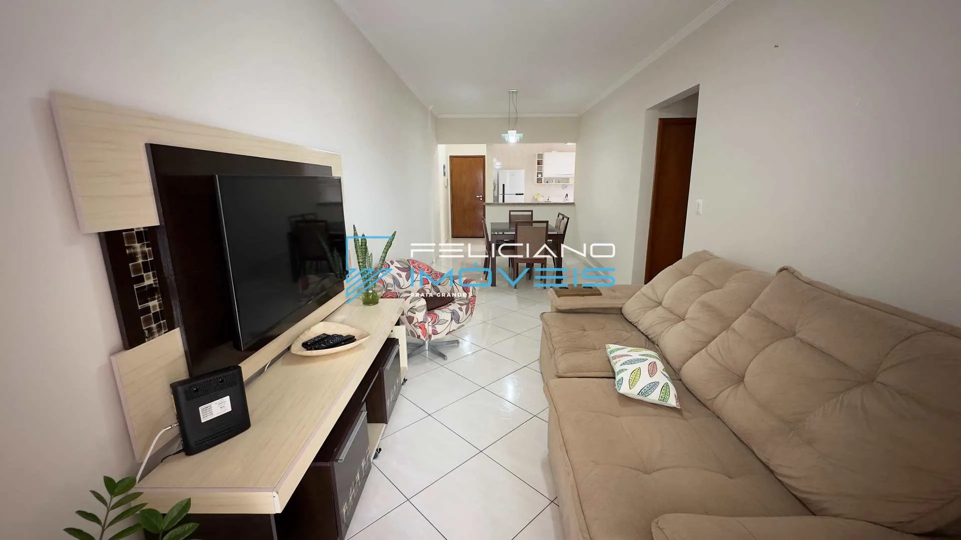 Imagem Apartamento na Ocian com 2 dormitórios e área de lazer.