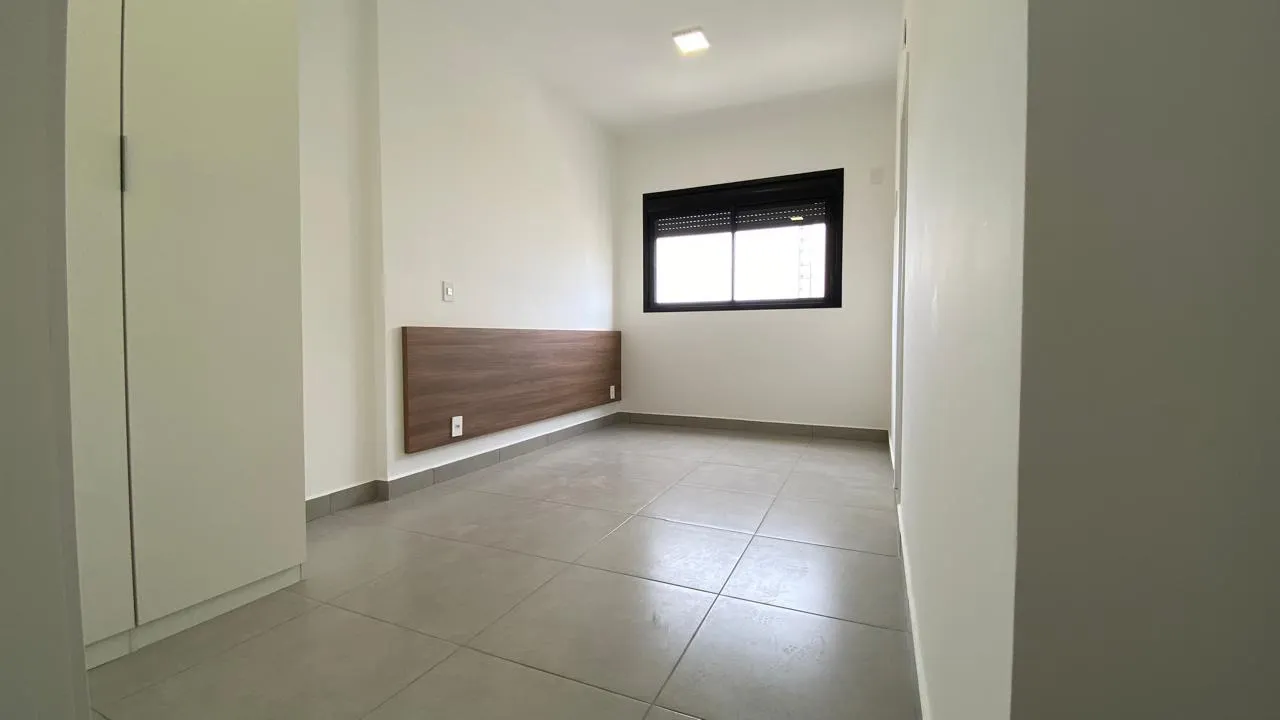 Imagem Luxuoso Apartamento de 3 Suítes no Condomínio JK Boa Vista