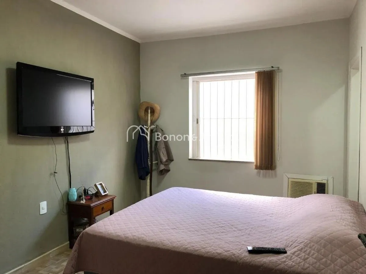 Imagem Casa à venda próxima à Lagoa do Taquaral em Campinas