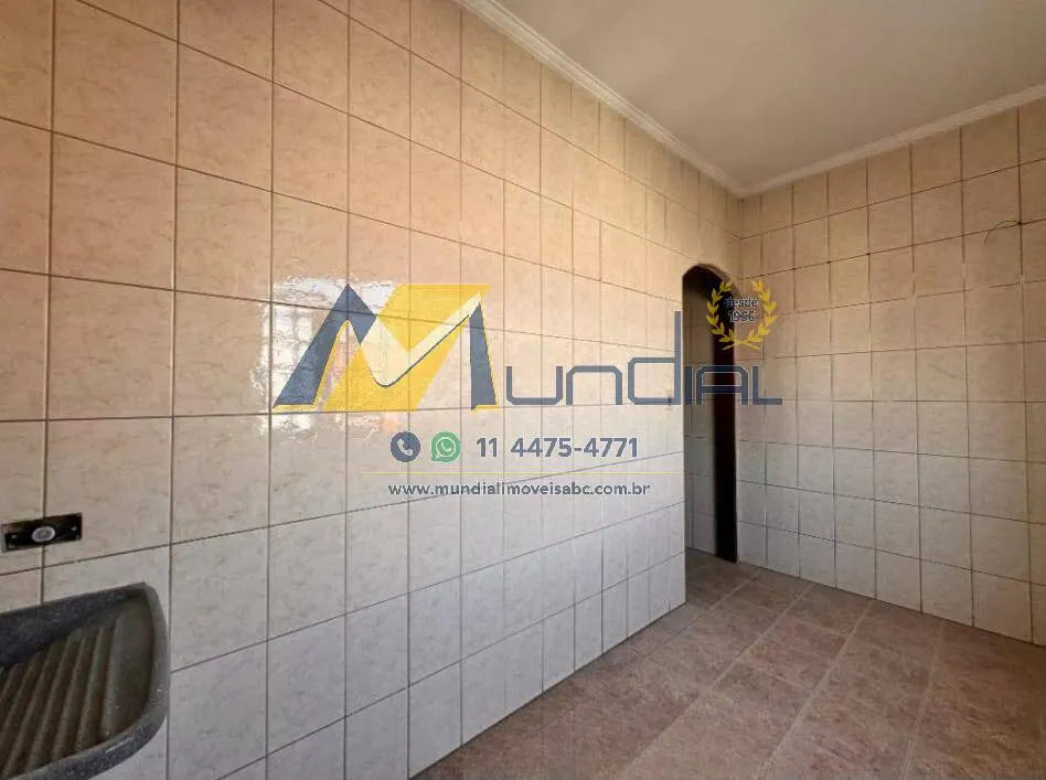 Imagem Casa para Alugar com 64m², 2 dormitórios, 1 sala e 1 vaga!!!