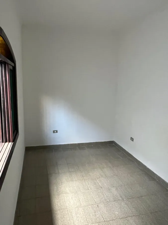 Imagem Casa para Venda em Praia Grande, Aviação, 4 dormitórios, 2 suítes, 2 banheiros, 4 vagas