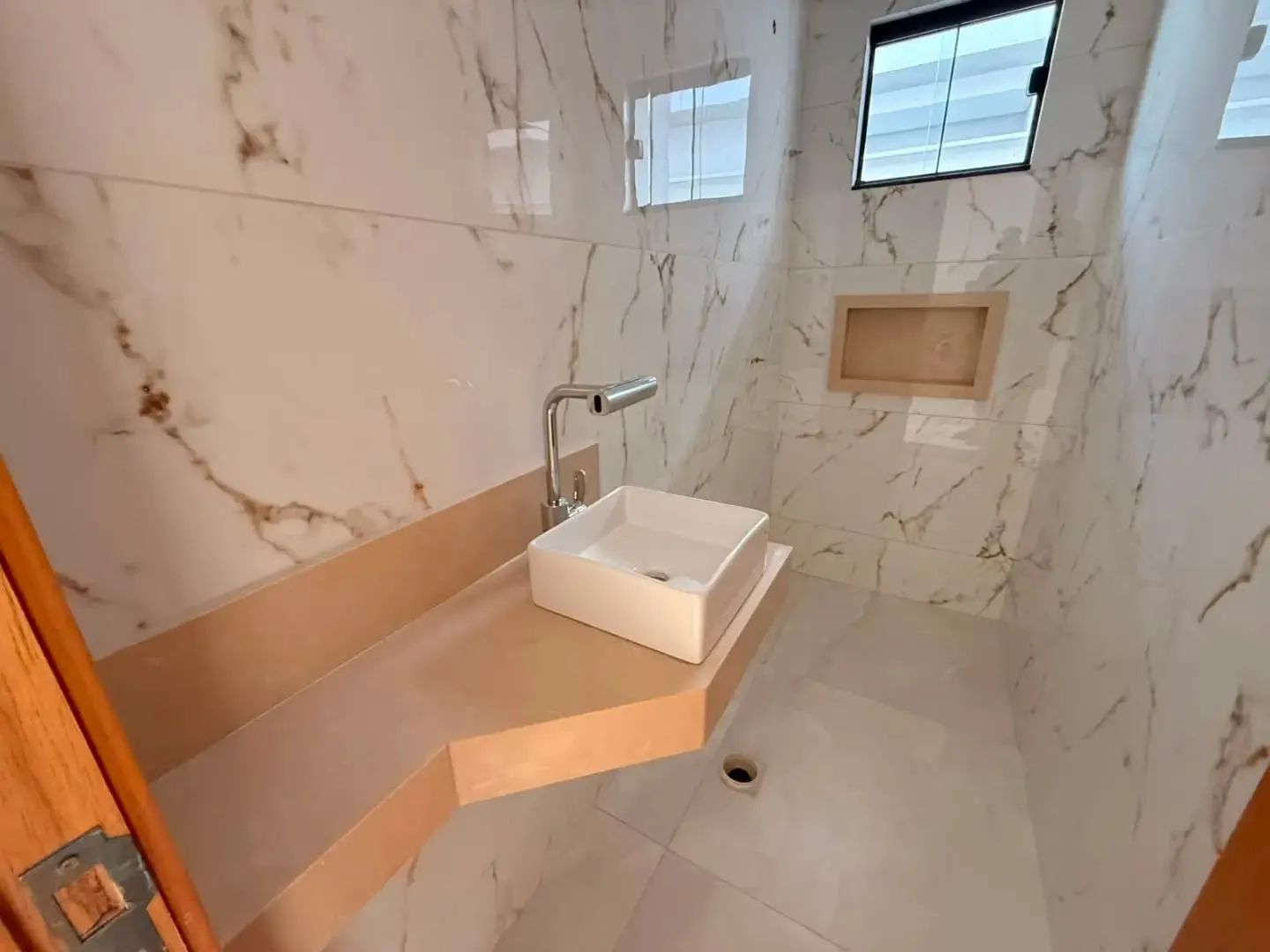 Imagem Casa 3/4 Sendo 1 Suite No Setor Tocantins
