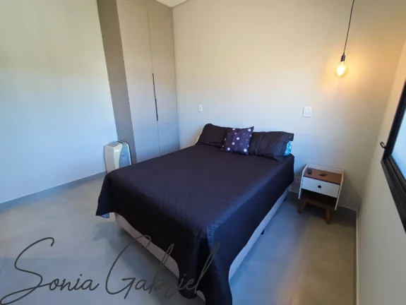 Imagem Venda de Casa em Condomínio de Alto Padrão em Vinhedo-SP - 3 Quartos, 3 Suítes, 2 Salas, 4 Banheiros, 6 Vagas, 272m².