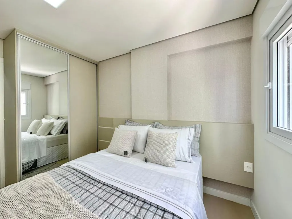 Imagem Apartamento 3 Dormitórios - Bairro Navegantes