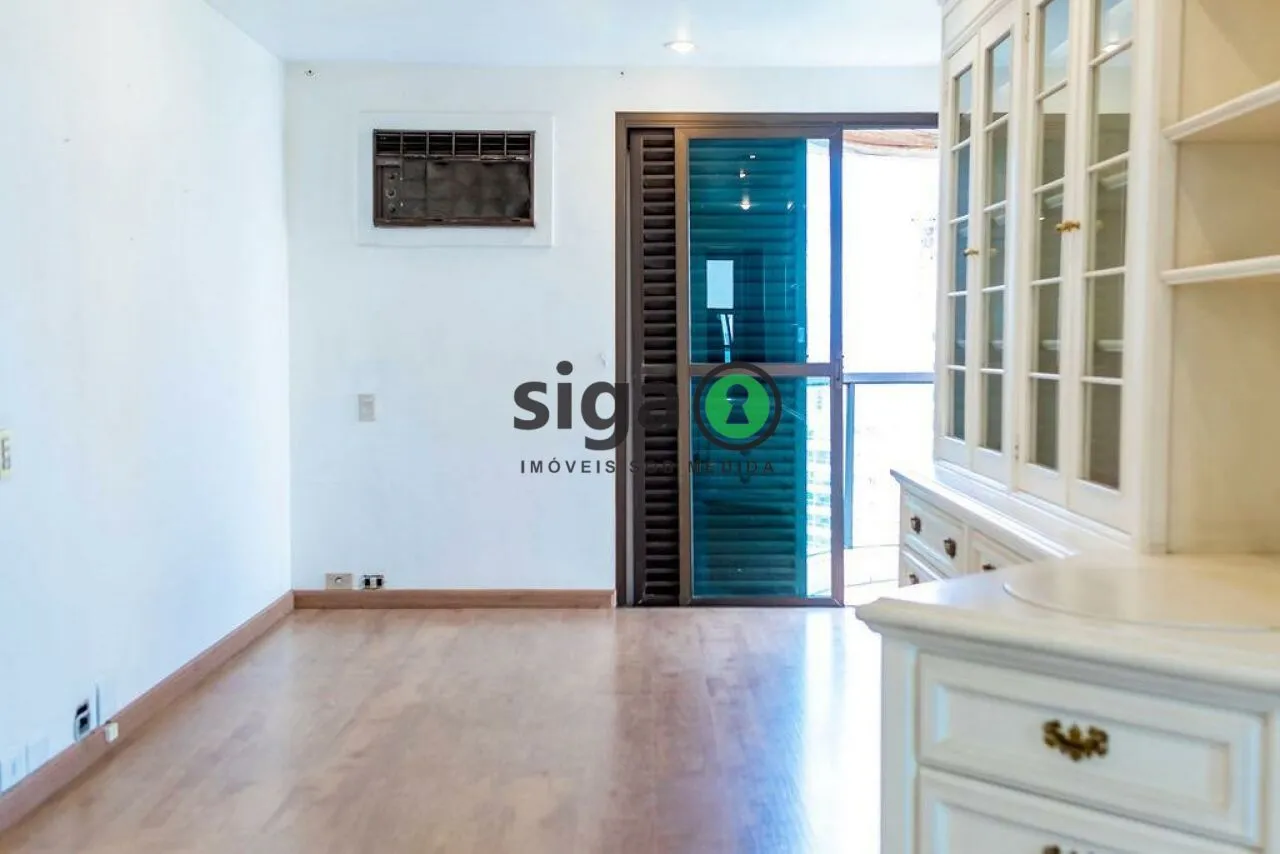 Imagem VENDE no Morumbi (Vila Suzana) Apartamento com 3 suítes, 4 Vagas + Depósito