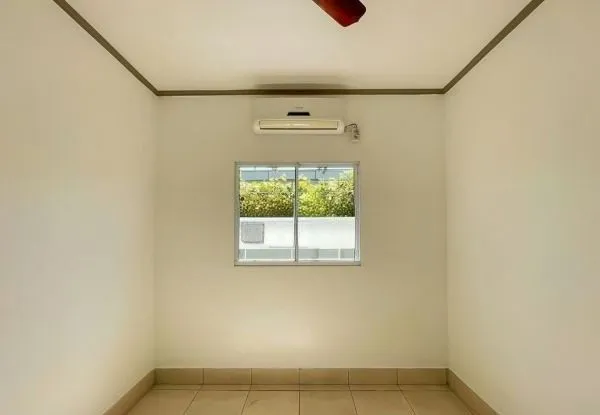 Imagem Casa no bairro Cavalhada de 3 dormitórios e 3 vagas