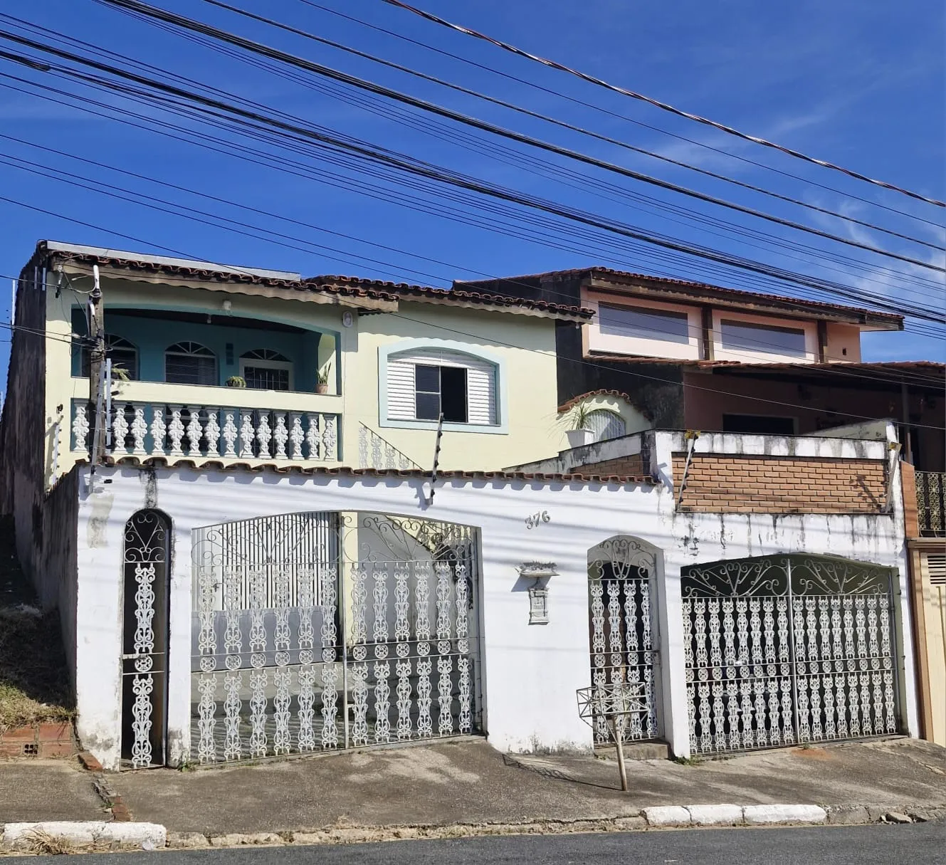 Foto do imóvel Casa à Venda no Bairro Mirante dos Ovinis, Votorantim - 2 Quartos e Quintal Amplo em JARDIM MIRANTE DOS OVNIS, VOTORANTIM - SP