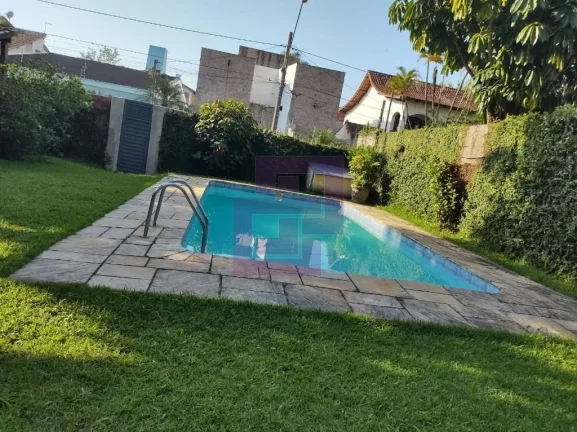 Imagem Casas / Sobrado na cidade de Guarujá