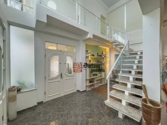 Imagem Chácara com 5 dormitórios à venda, 2000 m² por R$ 1.100.000,00 - Nova Suiça II - Valinhos/SP