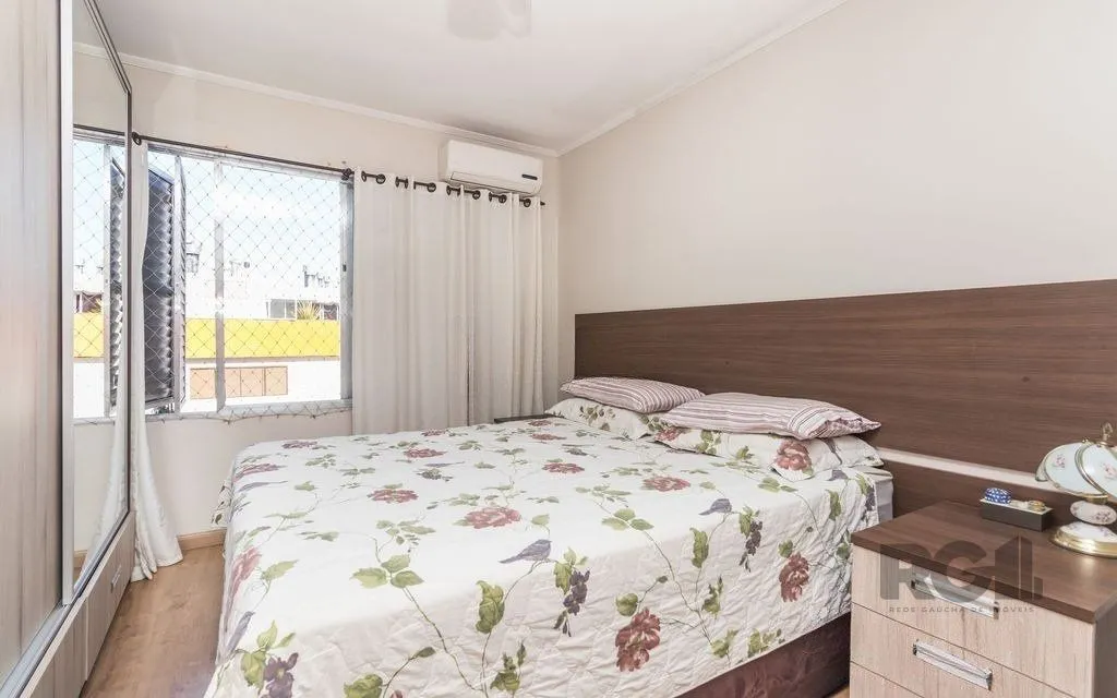 Imagem Cobertura 150m² - 3 dormitórios, 2 vagas no bairro Petrópolis