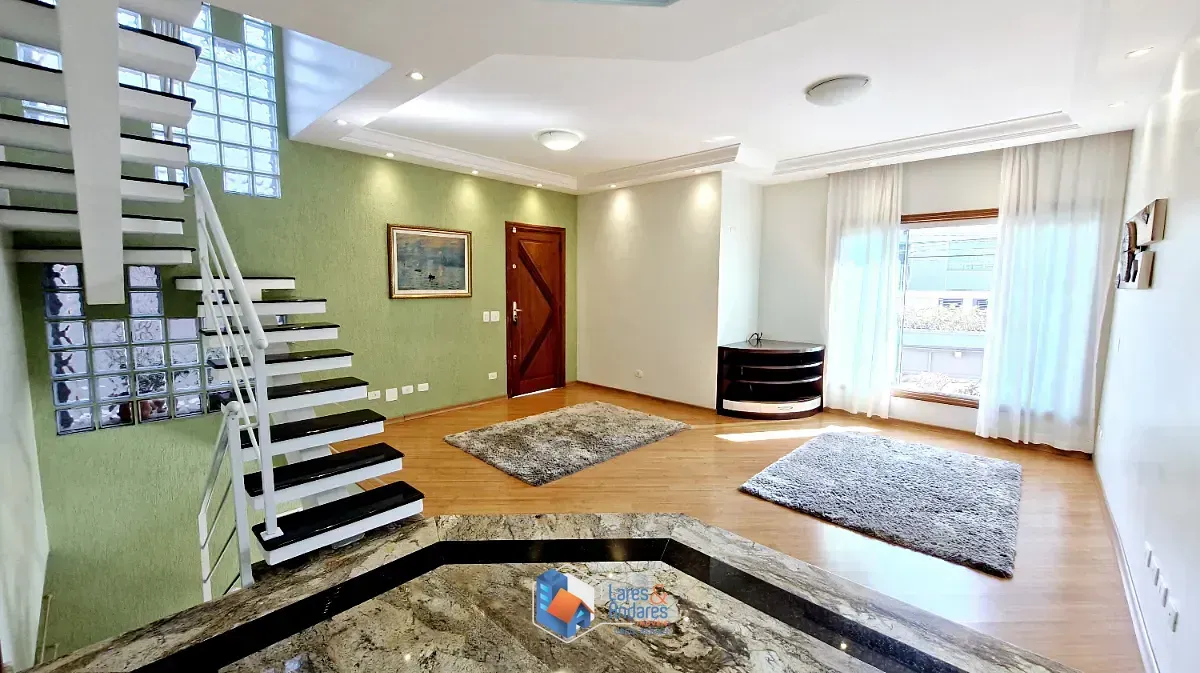Imagem Sobrado para venda em Vila Maria com 3 quartos, sendo 1 suíte, 223m²