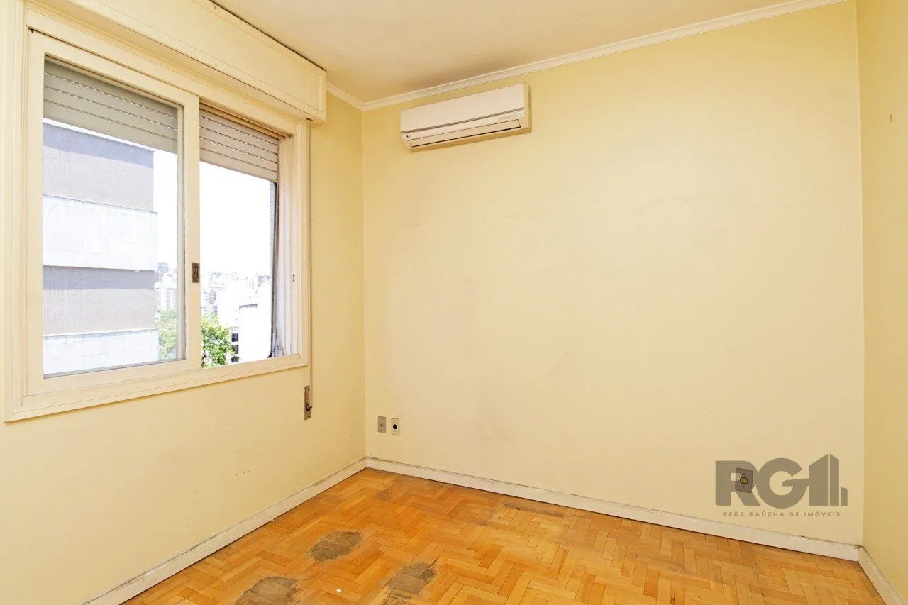 Imagem Venda Apartamento de três dormitórios, 01 vaga de garagem, com elevador