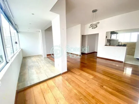 Imagem Cobertura reformada em Higienópolis. São 115m² de área privativa, 2 dormitórios ( 1 suíte) e 1...
