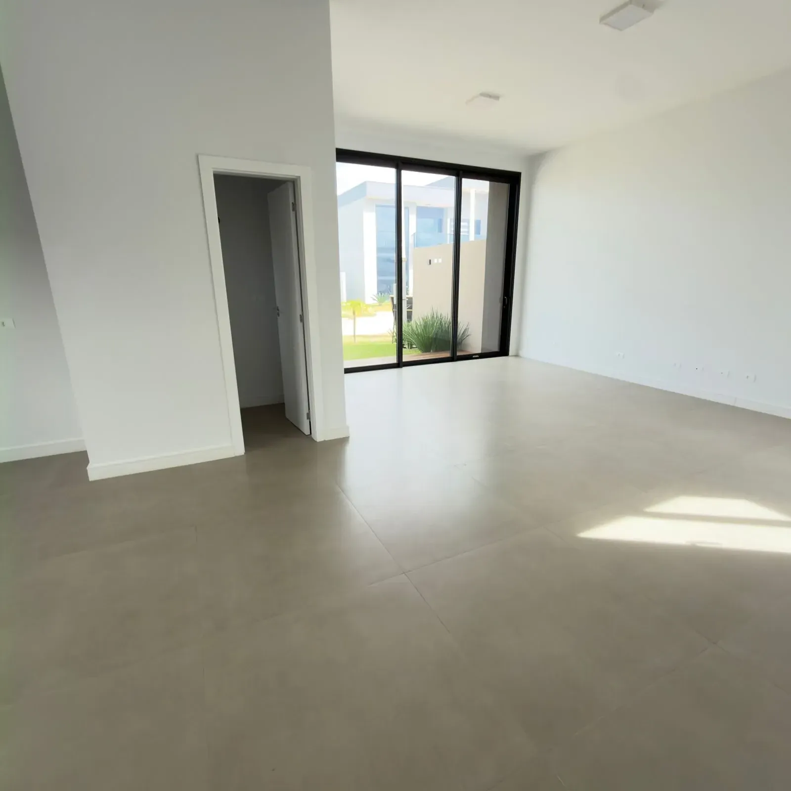 Imagem Casa com 3 Quartos à Venda, 185 metros em Ipê - São José dos Pinhais