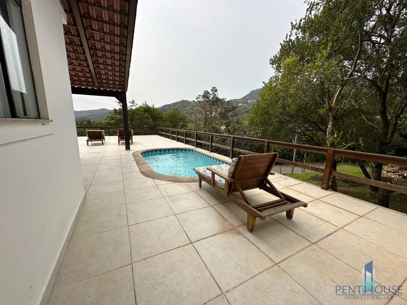 Imagem Casa para Venda em Garopaba, CAPÃO, 2 dormitórios, 2 suítes, 3 banheiros, 2 vagas