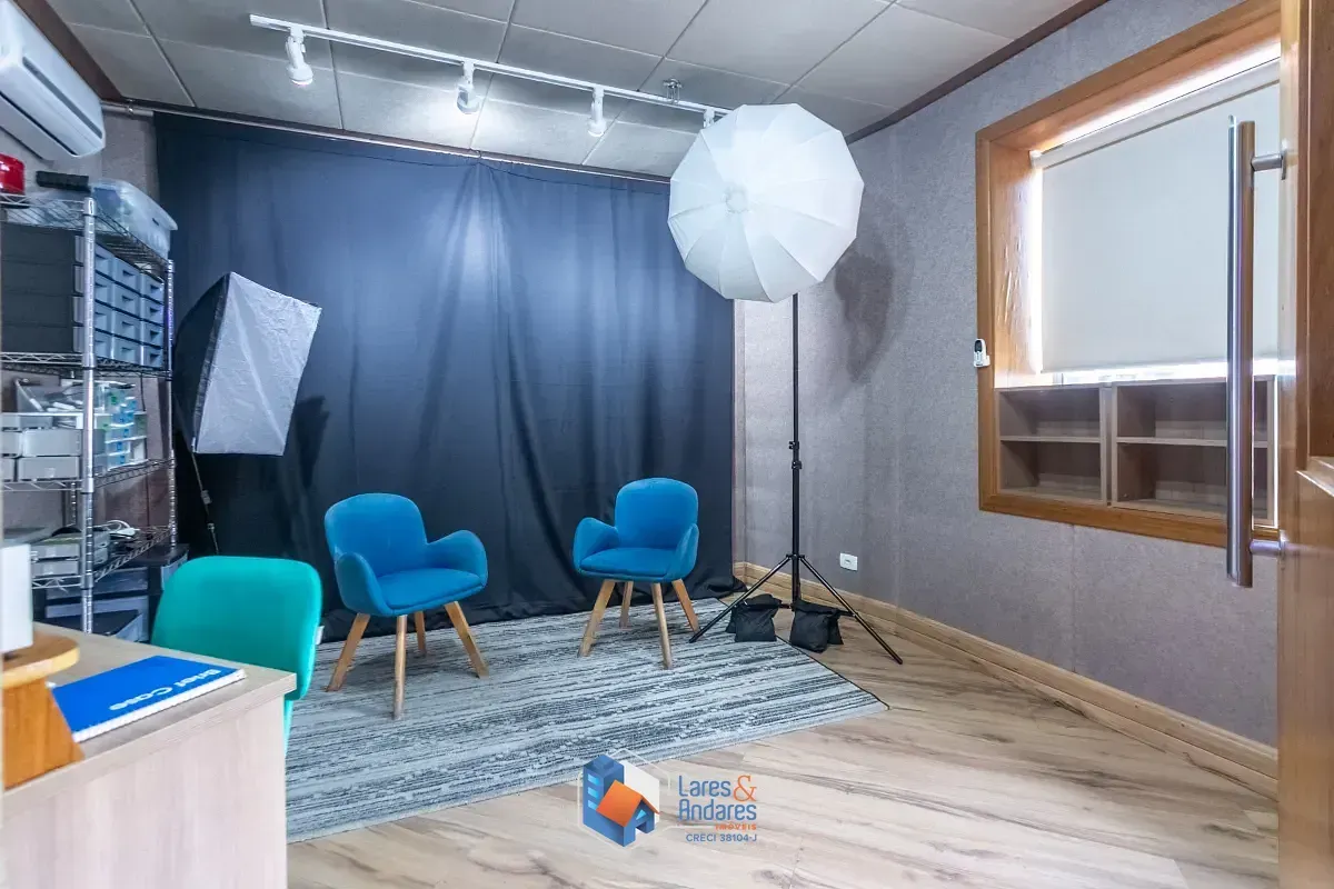 Imagem Conjunto comercial para venda em Vila Cordeiro, 112m²