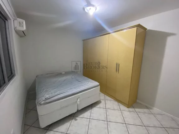 Imagem Apartamento mobiliado com 2 dormitórios em Balneário Camboriú.