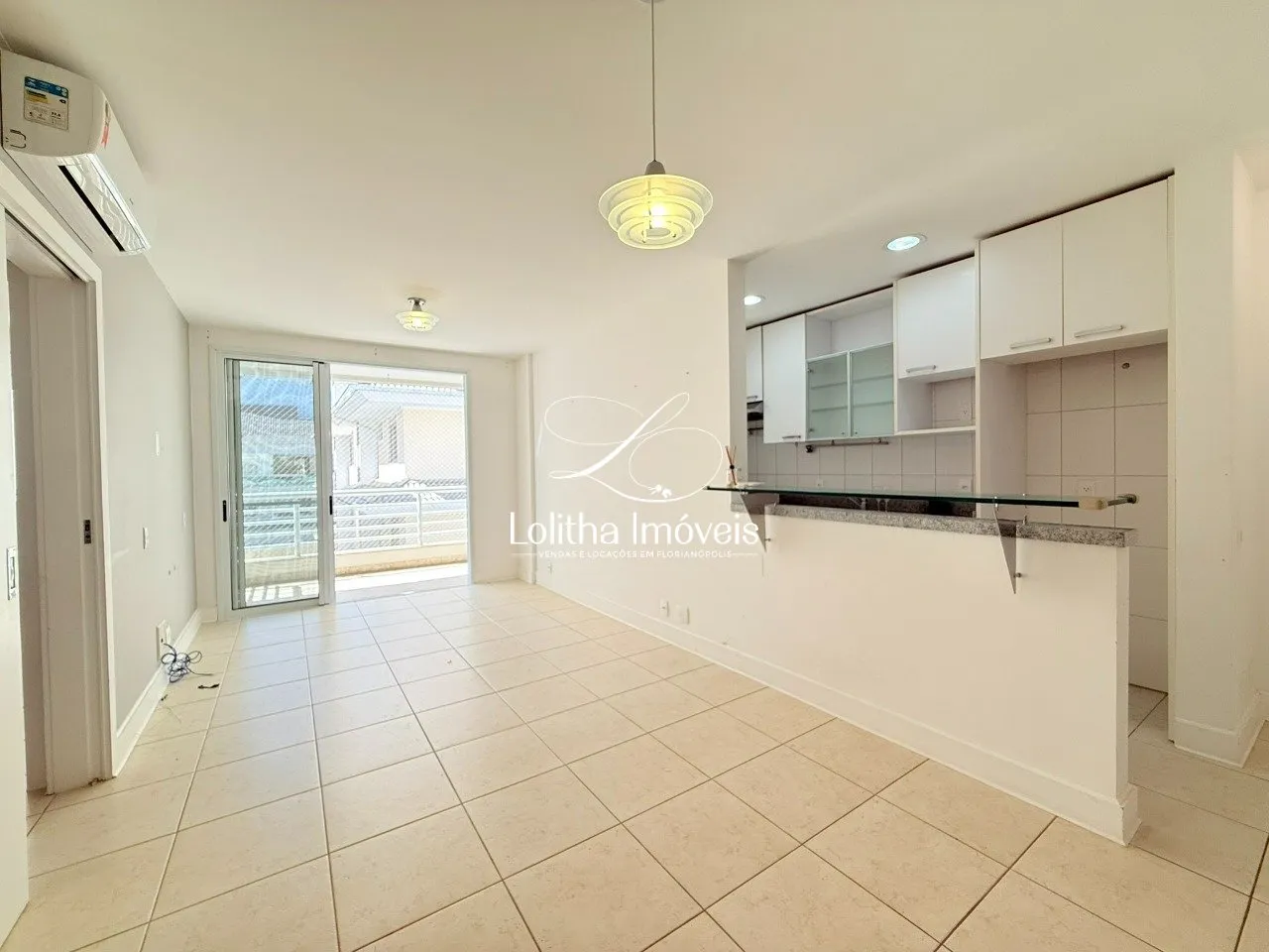 Imagem APARTAMENTO DE 2 QUARTOS SENDO UM SUÍTE À VENDA EM JURERÊ INTERNACIONAL - FLORIANÓPOLIS/SC