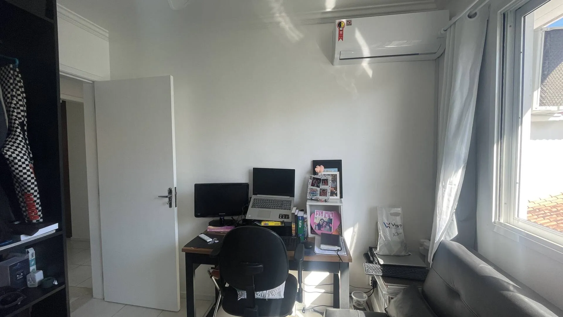 Imagem Apartamento com 3 Quartos e Sacada com Churrasqueira - Canasvieiras