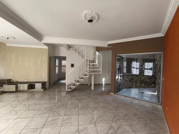 Imagem Sobrado 3 Suítes c/ Varanda - Jd Colina da Serra - 260m²