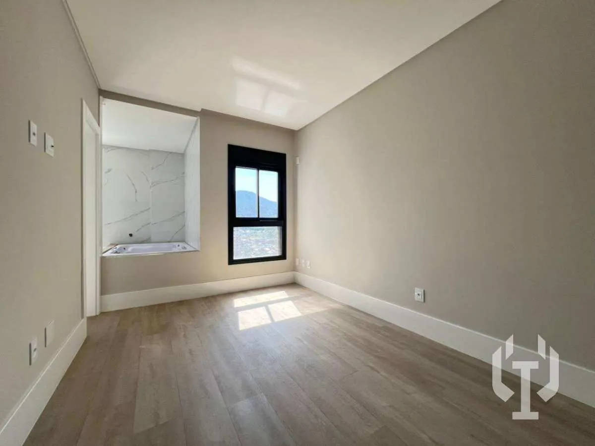 Imagem Apartamento à venda, com 3 suítes, 135m2 ampla area de lazer