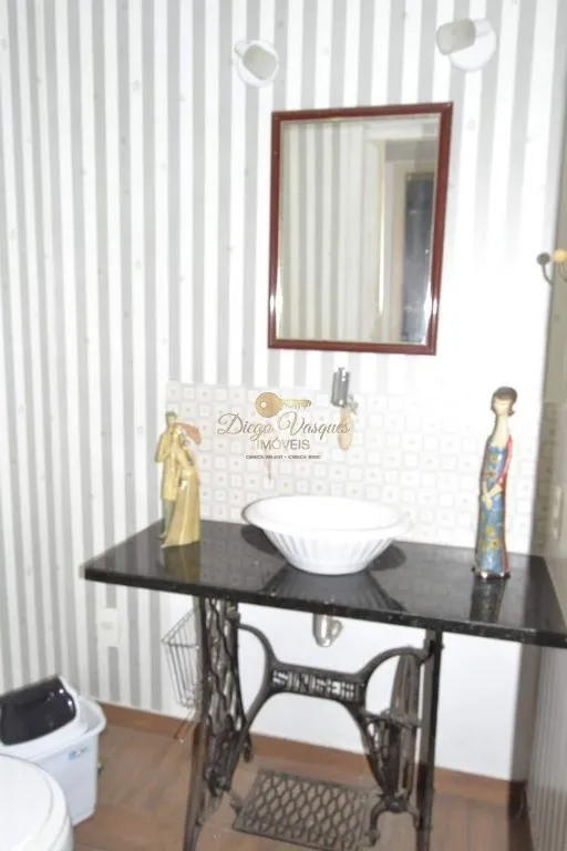 Imagem Apartamento para Venda em Petrópolis / RJ no bairro Centro