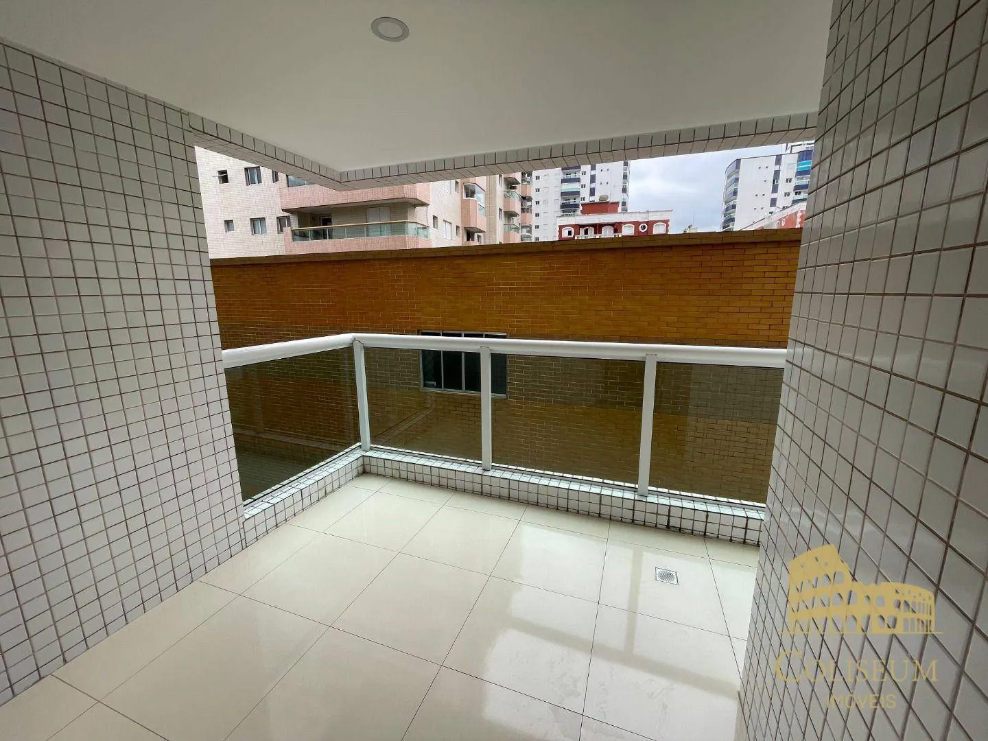 Imagem Apartamento com 3 dormitórios para alugar, 163 m² por R$ 5.000,00/ano - Tupi - Praia Grande/SP