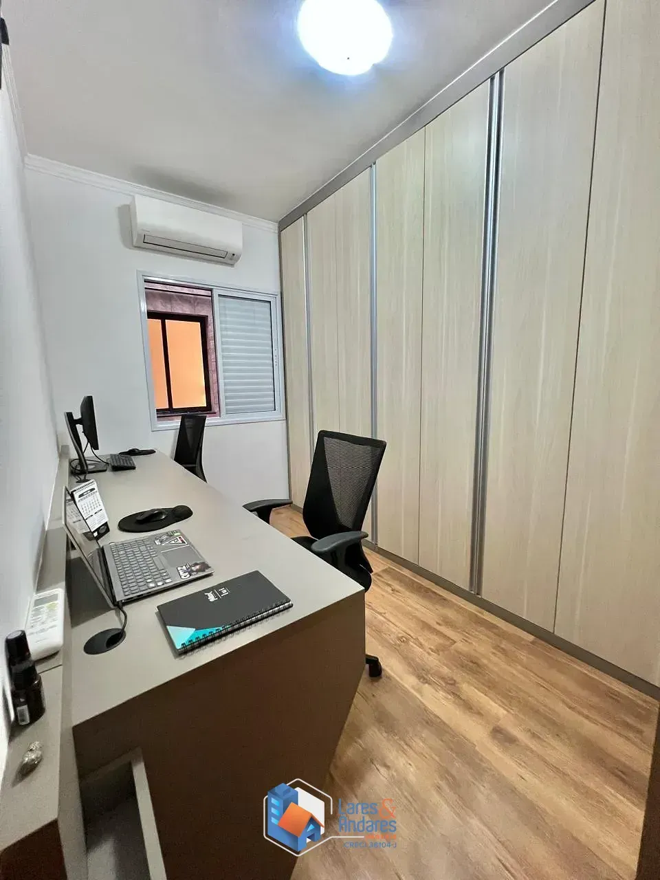 Imagem Sobrado para venda em Parque São Domingos com 3 quartos, sendo 1 suíte, 96m²