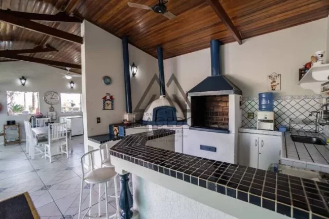 Imagem Magnífica Casa de Campo em Porangaba/SP