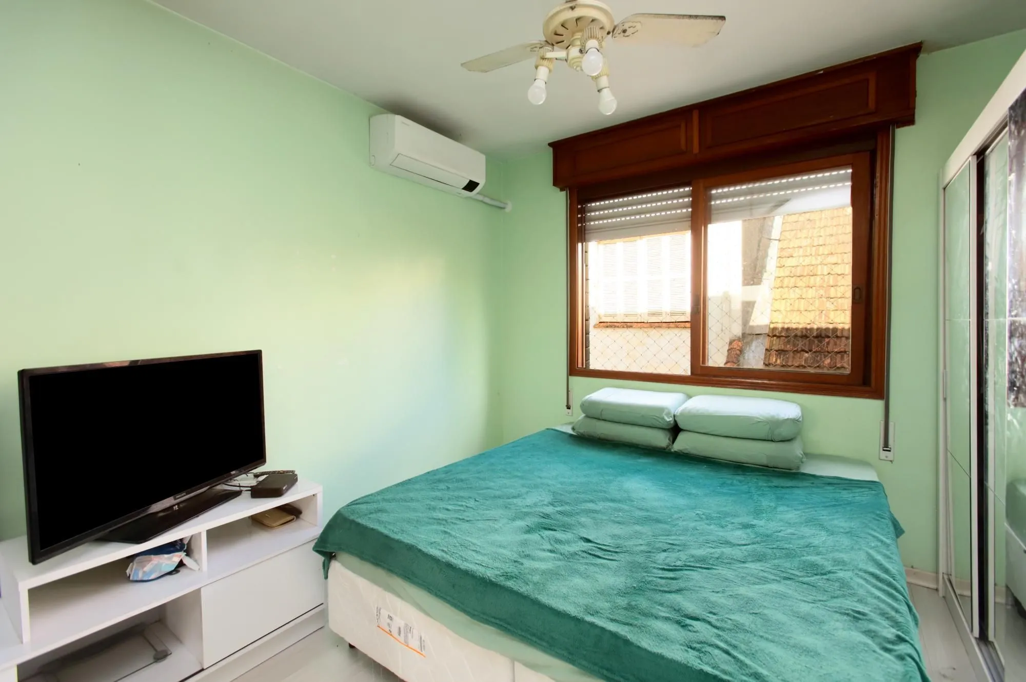 Imagem Bem localizado 03 dorm. Suite, churrasqueira, 01 vaga , Auxiliadora