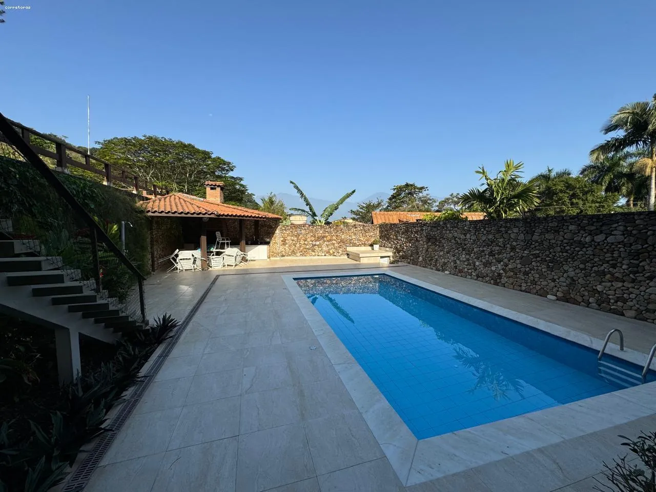 Imagem Casa na Praia para Venda em São Sebastião, Guaeca, 4 dormitórios, 4 suítes, 3 banheiros, 3 vagas
