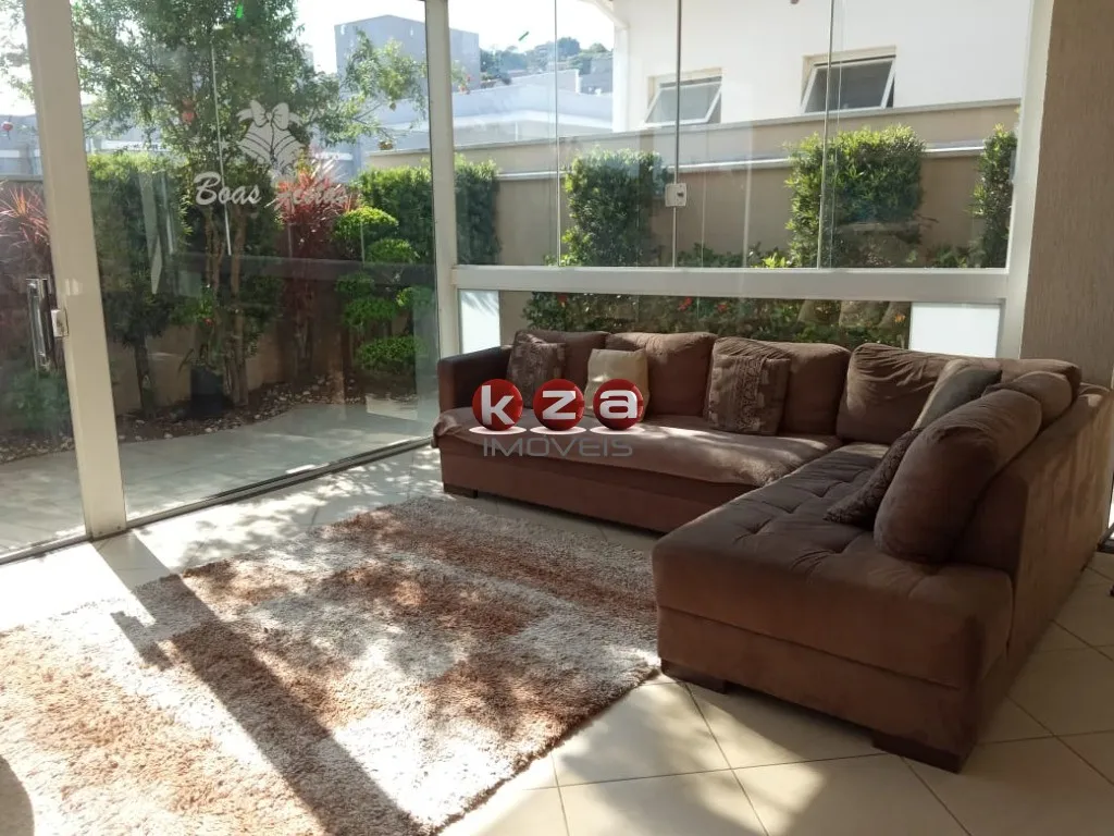 Imagem Imperdível oportunidade! Casa no condomínio Portal do Jequitibá à venda em Valinhos-SP, 3 suítes, 2 salas, 4 banheiros, 4 vagas de garagem e 278m².