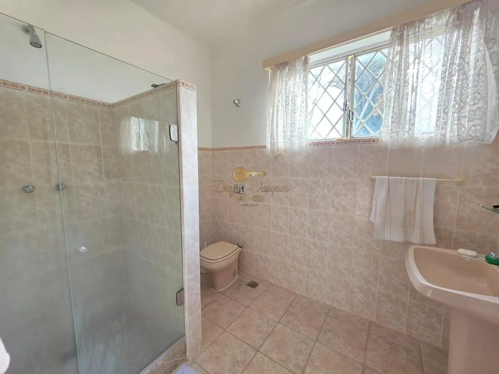Imagem Casa para Venda em Teresópolis / RJ no bairro Golfe
