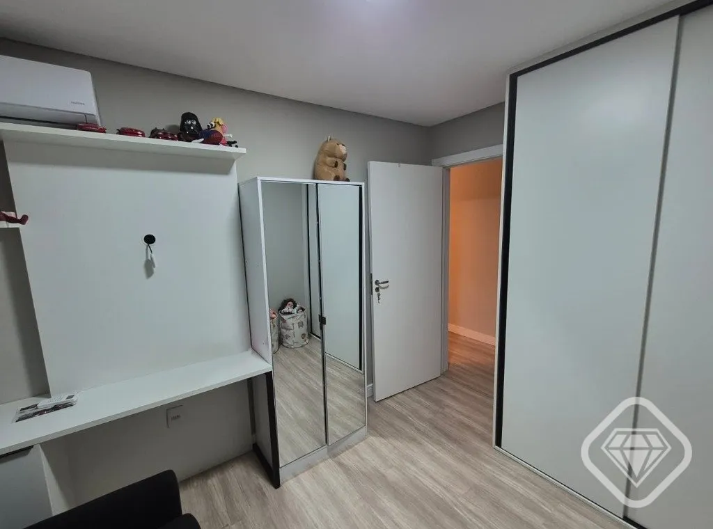 Imagem Apartamento finamente mobiliado no bairro Camaquã!
Já viu uma reforma de Alto Padrão?

Apartament...